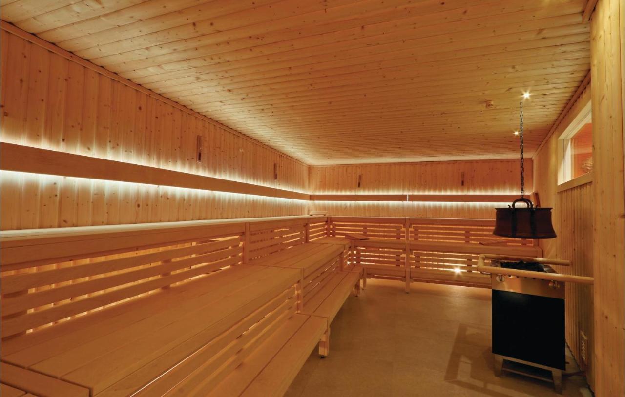 Nice Apartment In Luebeck Travemuende With Sauna Bagian luar foto