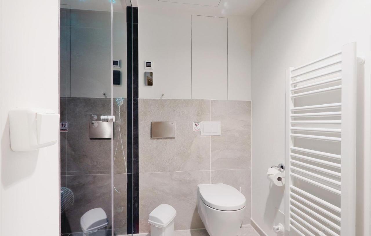 Nice Apartment In Luebeck Travemuende With Sauna Bagian luar foto